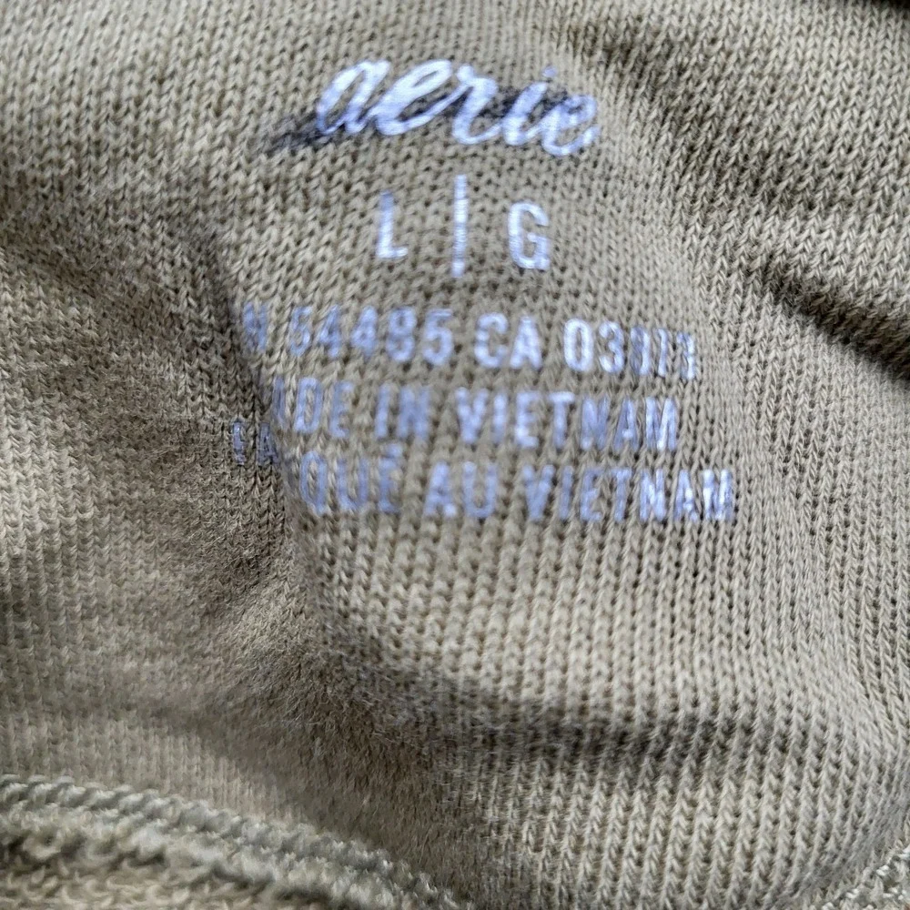 aerie *please carefully